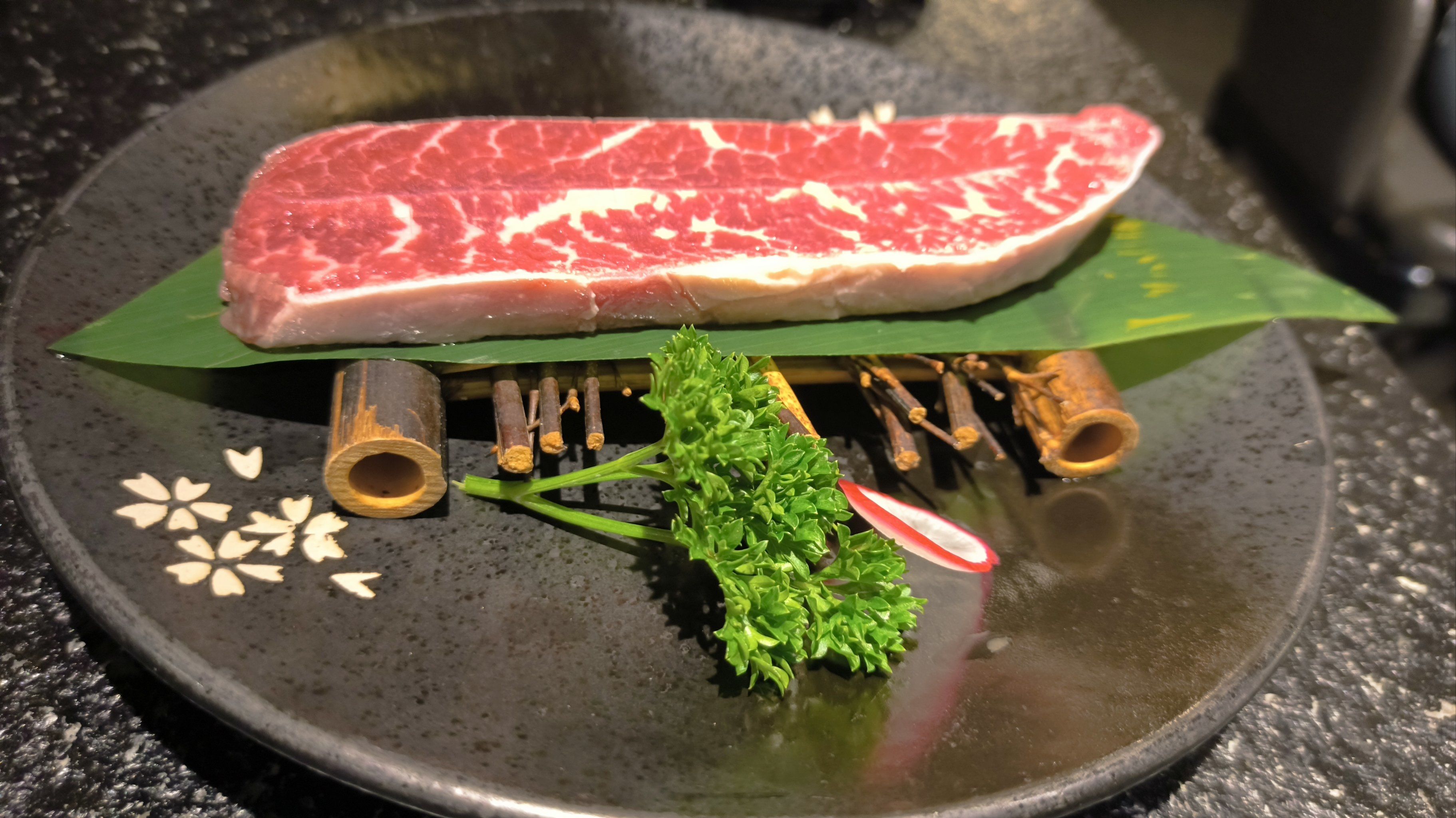 玉子牛排培训：厚切与薄切牛排口感差异与部位推荐🥩⚖️｜选错了切法，口感直接打折