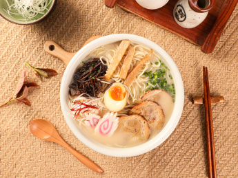 🍜 日本拉面培训：乌冬面能做哪些菜品？为什么乌冬越来越适合开店与摆摊？