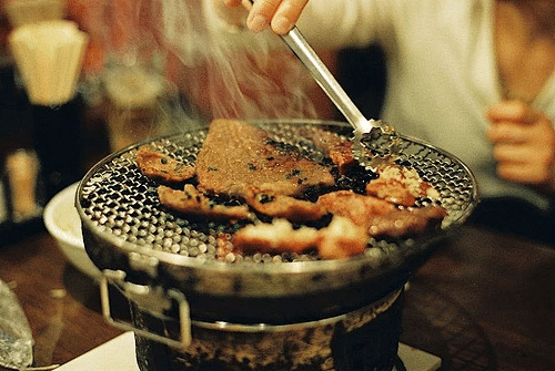 烤肉培训：下排烟和上排烟哪个好？