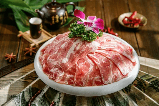 玉子烤肉培训：如何挑选肥牛？从颜色、油花到部位，看懂好肥牛标准